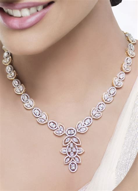 Luxury Women's Jewelry .